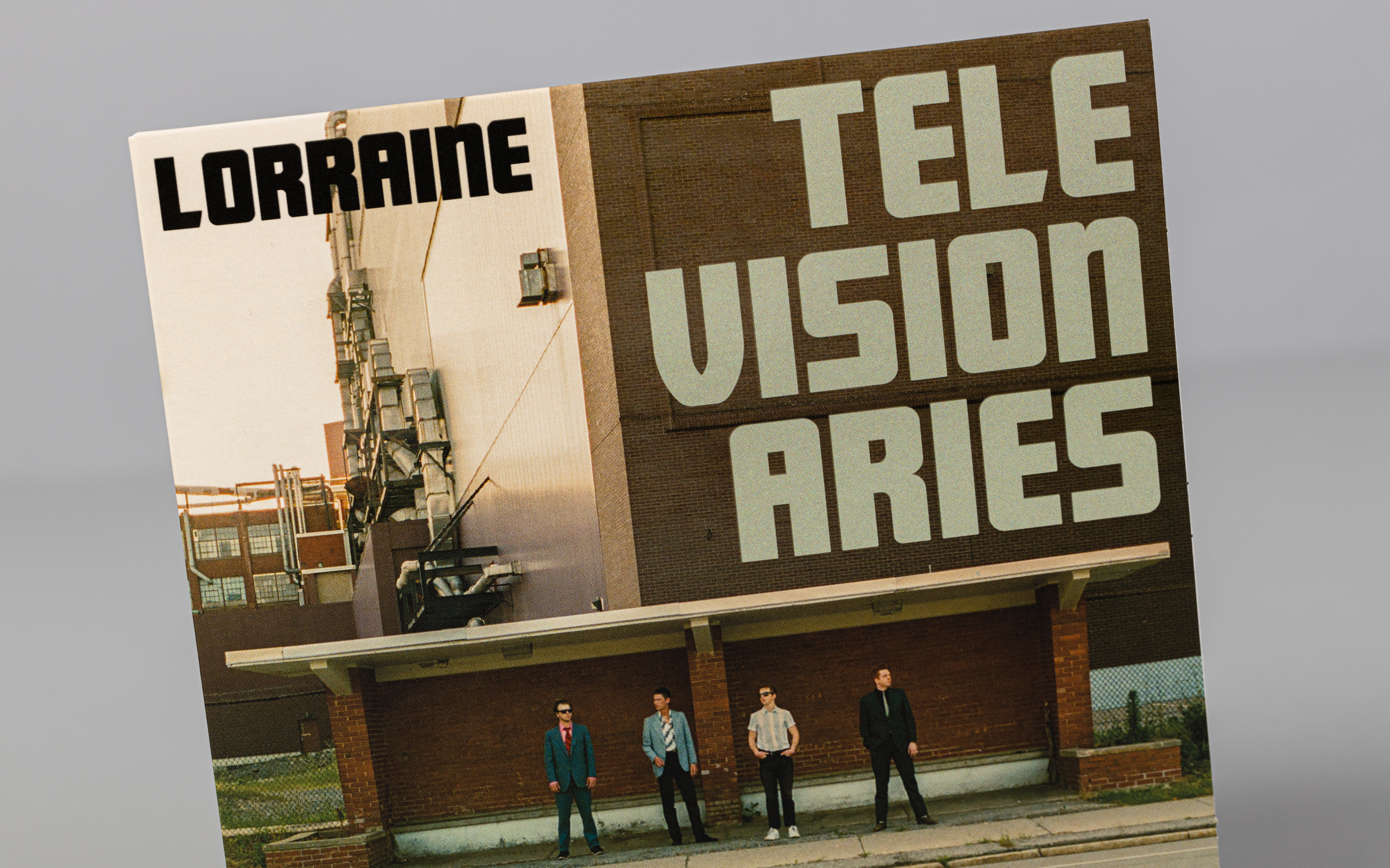 redoble studio gráfico — Televisionaries — Lorraine